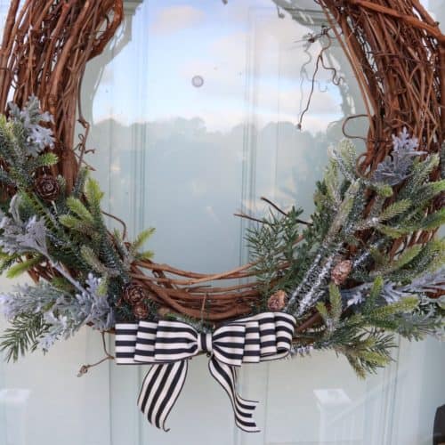 DIY Farmhouse Winter Wreath | DIY Farmhouse Wreath