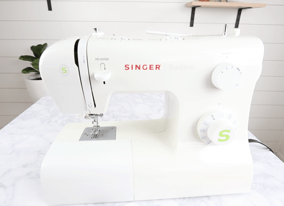 Sewing Machine for Beginners  Sewing Machine 101 - Raising Nobles