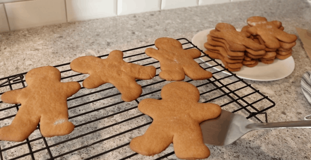 gluten free gingerbread men cookies